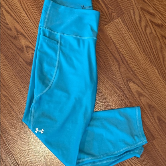 Under Armour Vibrant Blue Active 3/4 Leggings - Picture 3 of 4